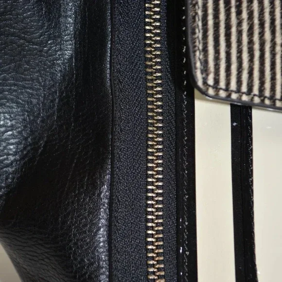 REBECCA MINKOFF COPENHAGEN BLACK/ WHITE PEBBLED LEATHER TOTE - Picture 7 of 16